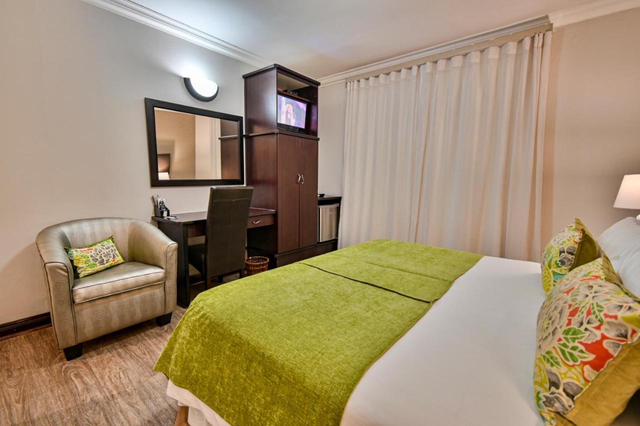 Villa Bali Luxury Guesthouse Bloemfontein Exterior foto