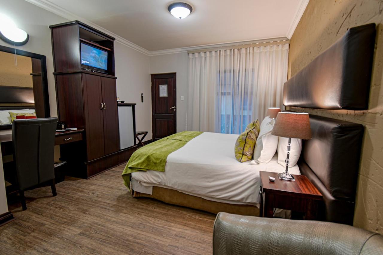 Villa Bali Luxury Guesthouse Bloemfontein Quarto foto
